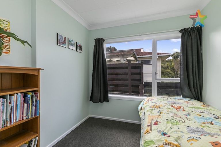 Photo of property in 73 Waipounamu Drive, Kelson, Lower Hutt, 5010