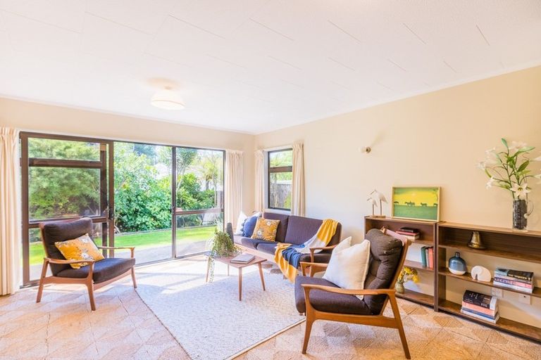 Photo of property in 12 Matatua Road, Raumati Beach, Paraparaumu, 5032