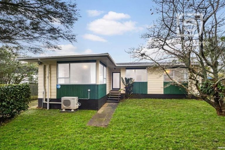 Photo of property in 1 Murillo Place, Henderson, Auckland, 0612