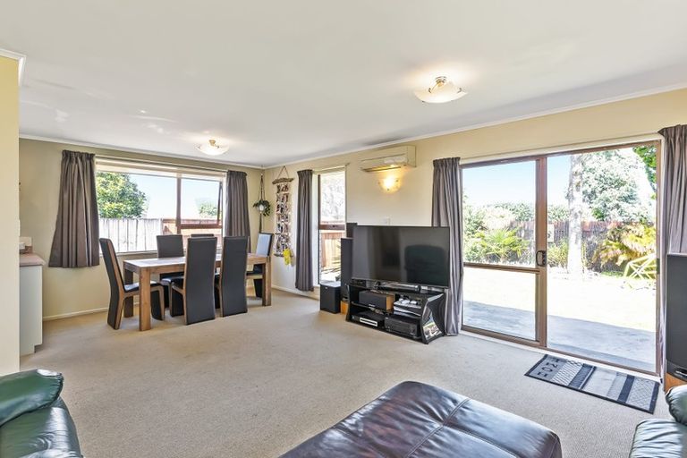 Photo of property in 62b Mazengarb Road, Paraparaumu Beach, Paraparaumu, 5032