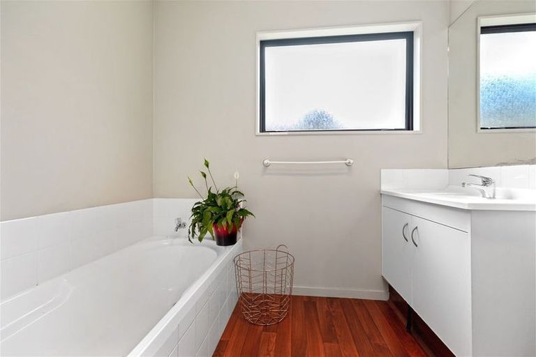 Photo of property in 31 Eclipse Terrace, Welcome Bay, Tauranga, 3112