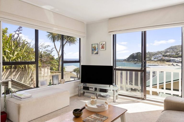 Photo of property in 2/238 The Esplanade, Island Bay, Wellington, 6023