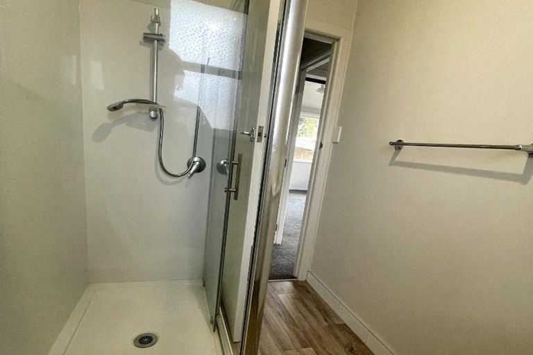 Photo of property in 1/42-44 Opaheke Road, Opaheke, Papakura, 2113