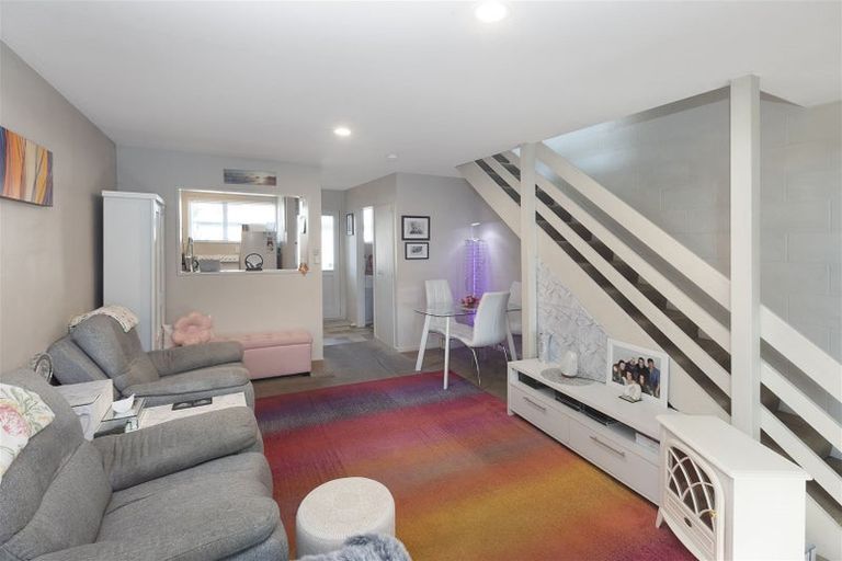 Photo of property in 3/27 Packe Street, Edgeware, Christchurch, 8013