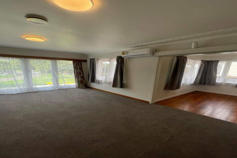 Photo of property in 80a Swanson Road, Henderson, Auckland, 0610