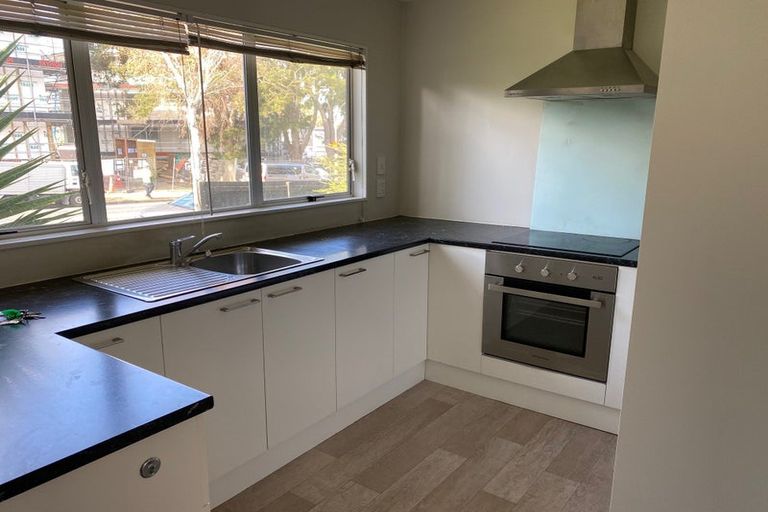 Photo of property in 70 Rowandale Avenue, Manurewa, Auckland, 2102