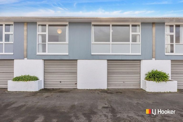 Photo of property in 92c Eglinton Road, Mornington, Dunedin, 9011