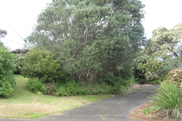 Photo of property in 15 Ridge Road, Tairua, 3508