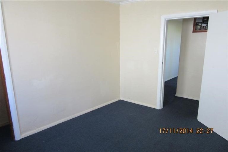Photo of property in 35 Hukatai Street, Elsdon, Porirua, 5022