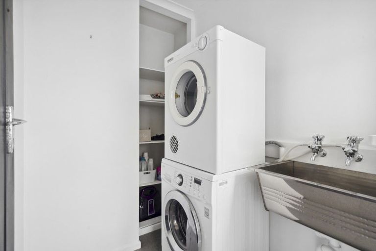 Photo of property in 5 Mersey Street, Levin, 5510