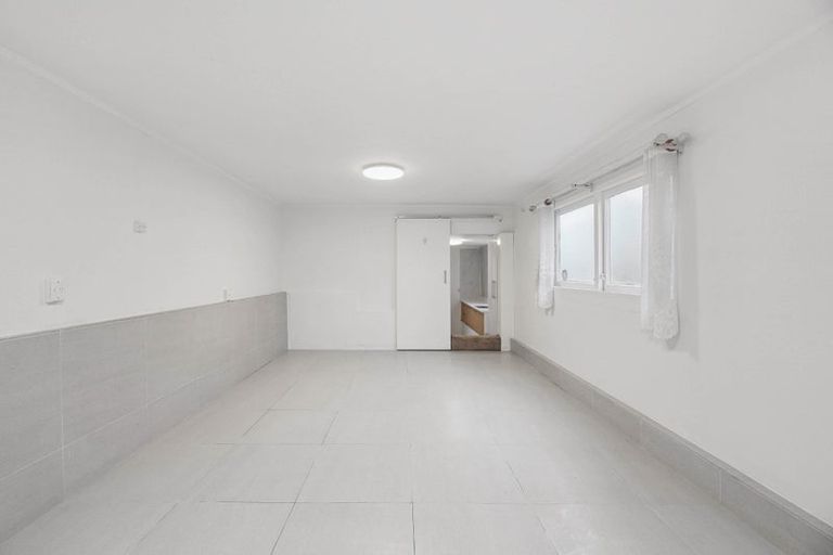 Photo of property in 20 Cherry Road, Bucklands Beach, Auckland, 2014