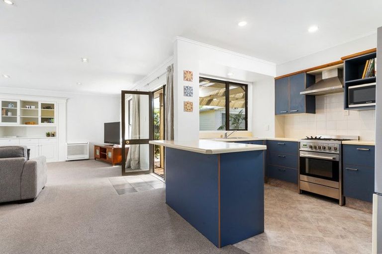 Photo of property in 8 Sabys Road, Halswell, Christchurch, 8025