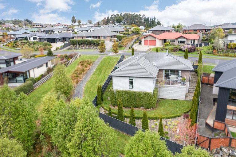 Photo of property in 23 Grandvista Drive, Green Island, Dunedin, 9018