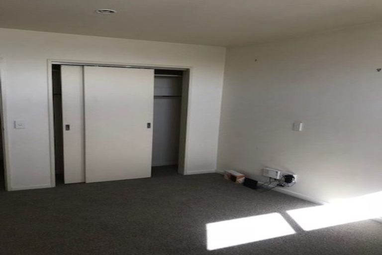 Photo of property in Lexington Apartments, 8/33 Hania Street, Mount Victoria, Wellington, 6011
