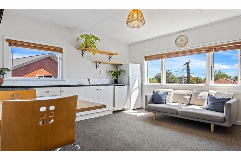 Photo of property in 14 Deyell Crescent, Sydenham, Christchurch, 8023