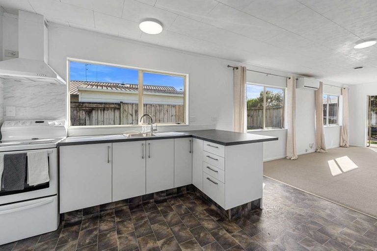 Photo of property in 17c Belray Place, Papamoa Beach, Papamoa, 3118