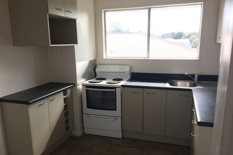 Photo of property in 28g Leighton Avenue, Waiwhetu, Lower Hutt, 5010