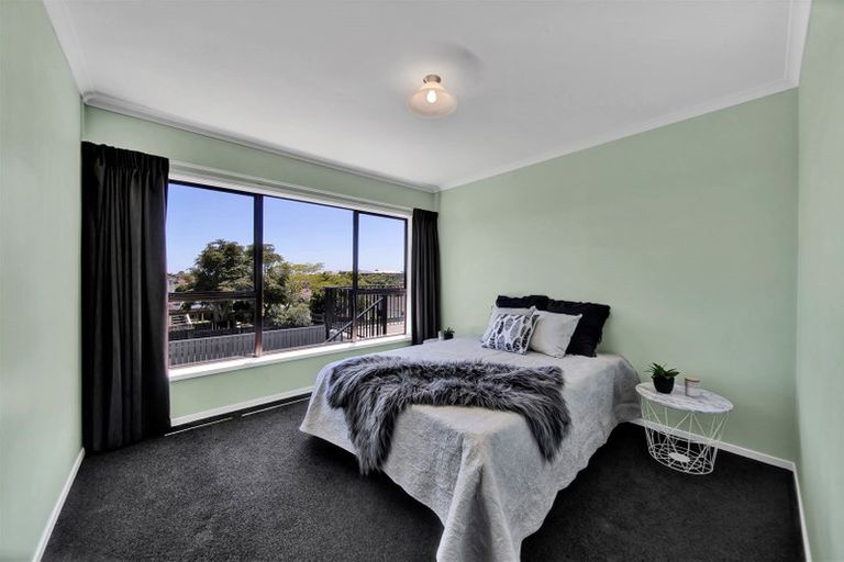 Photo of property in 13 Virginia Place, Whalers Gate, New Plymouth, 4310