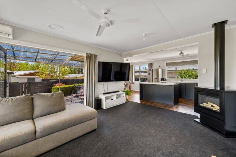 Photo of property in 90 Ashworth Street, Alexandra, 9320