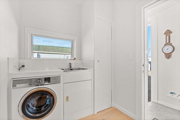 Photo of property in 2 Naples Street, Martinborough, 5711