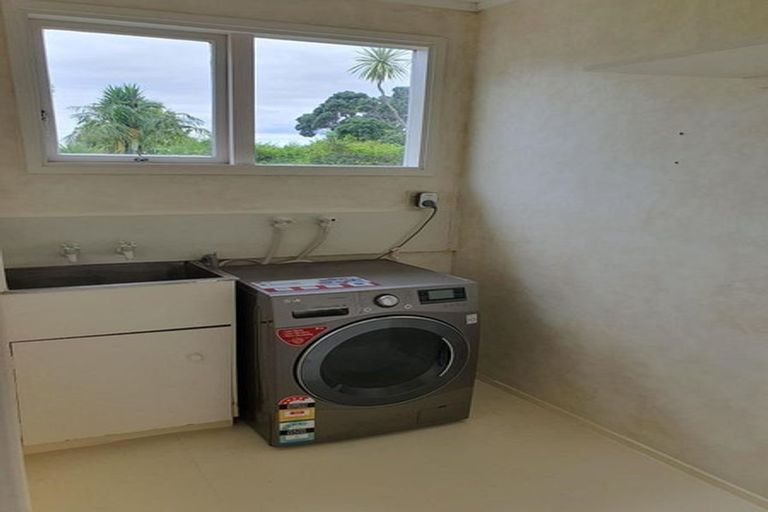 Photo of property in 28 Stanley Avenue, Milford, Auckland, 0620