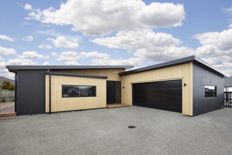 Photo of property in 187 Te Okuroa Drive, Papamoa, 3118