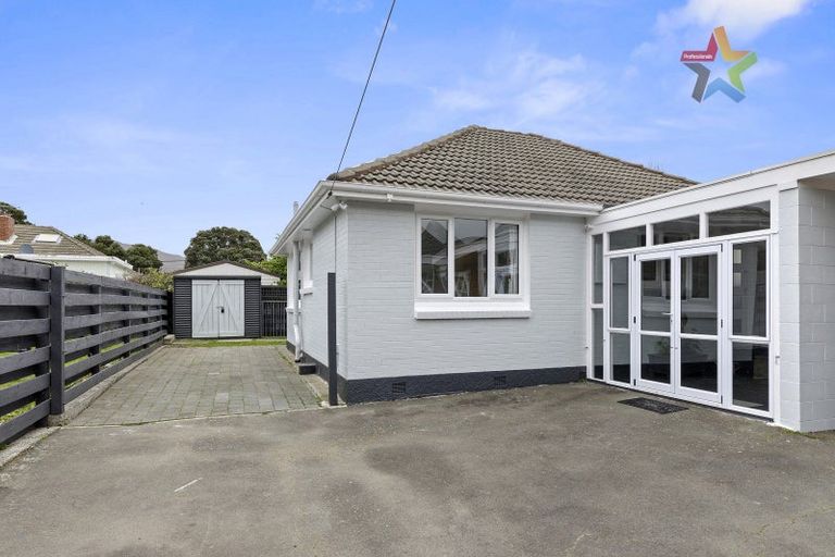 Photo of property in 1/50 Dyer Street, Epuni, Lower Hutt, 5011