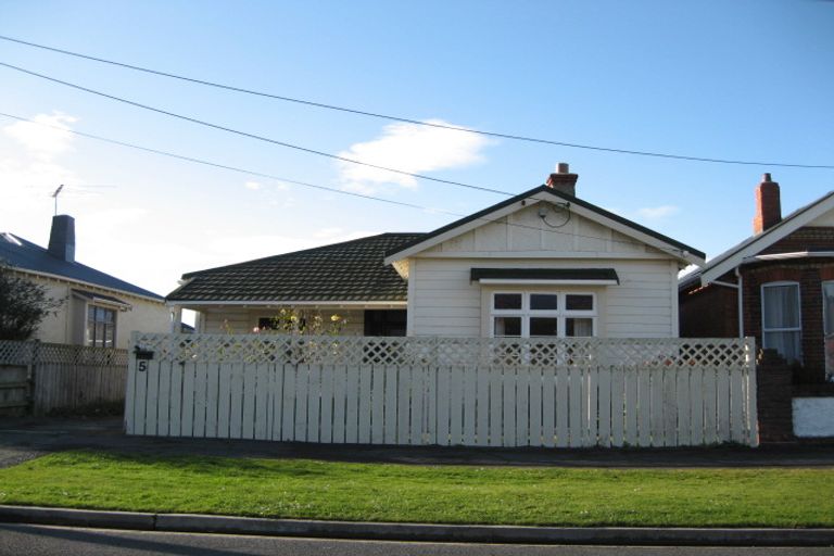 Photo of property in 5 Nile Street, Saint Clair, Dunedin, 9012