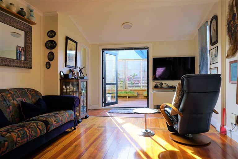 Photo of property in 37 Wellington Street, Hamilton East, Hamilton, 3216