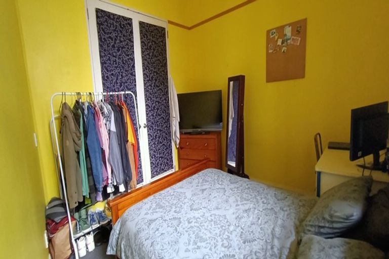 Photo of property in Columbia Apartments, 2/32 Cuba Street, Te Aro, Wellington, 6011