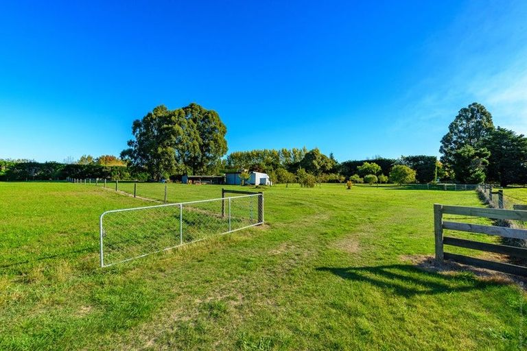 Photo of property in 864 Sandy Knolls Road, West Melton, Christchurch, 7675