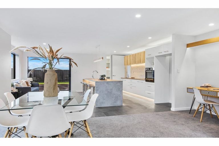 Photo of property in 17 Nathaniel Archer Street, Woodend, 7610