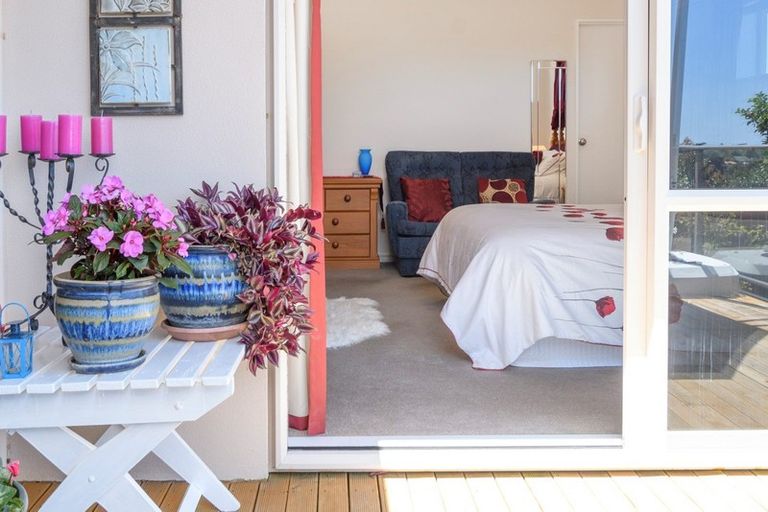 Photo of property in 17 La Sendero Way, Bethlehem, Tauranga, 3110