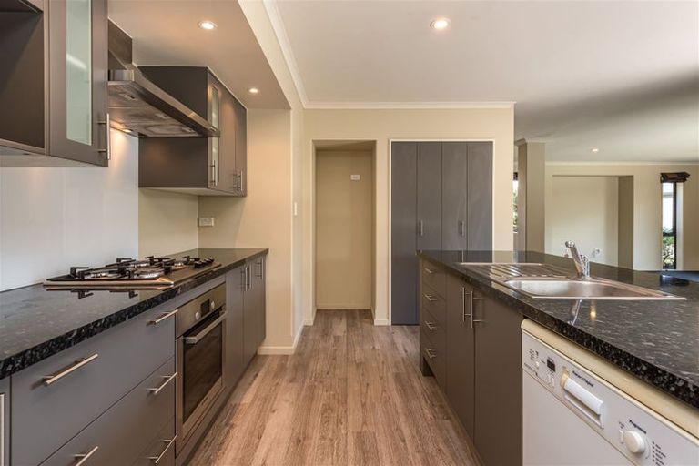 Photo of property in 58 Oakwood Drive, Rangiora, 7400