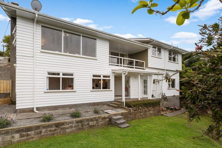 Photo of property in 39 Jubilee Road, Khandallah, Wellington, 6035