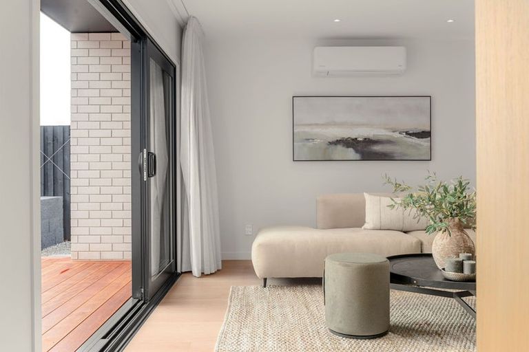 Photo of property in 29 Kauri Point Drive, Rototuna North, 3210