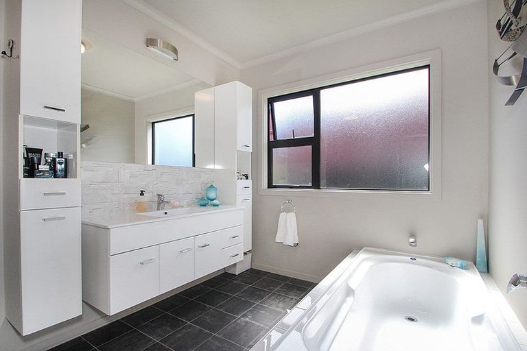 Photo of property in 14 Main Street, Weston, Oamaru, 9401