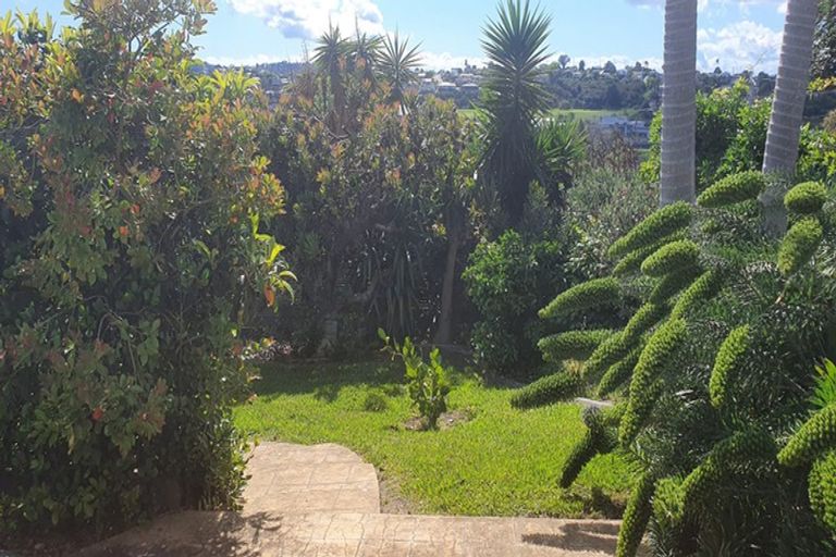 Photo of property in 35 Totara Road, Stanmore Bay, Whangaparaoa, 0932