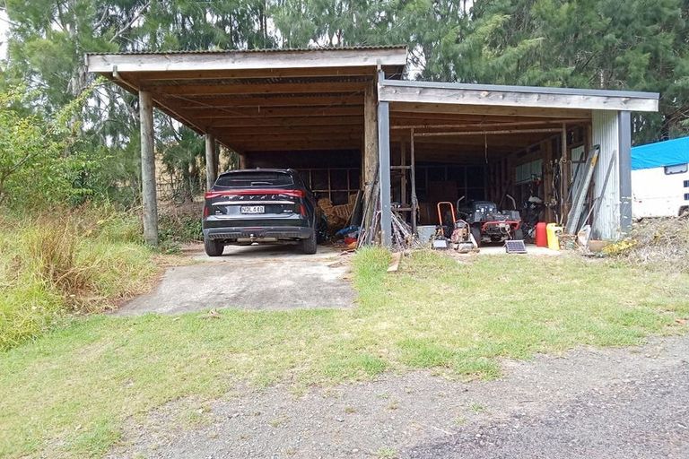 Photo of property in 1812 Kaipara Coast Highway, Kaukapakapa, 0984