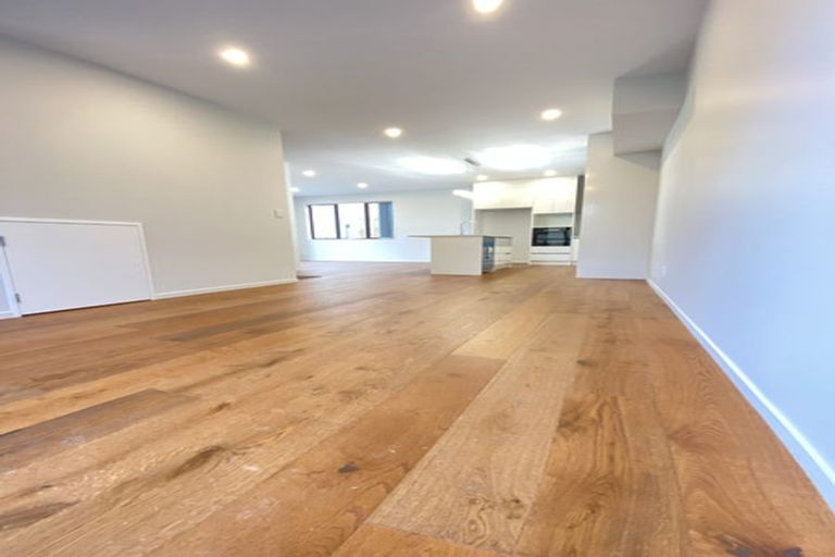 Photo of property in 36 Tihema Lane, Westgate, Auckland, 0614