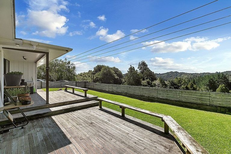 Photo of property in 278 Upper Orewa Road, Wainui, Silverdale, 0992