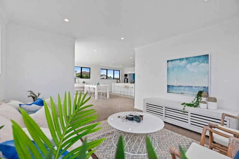 Photo of property in 1020c Papamoa Beach Road, Papamoa Beach, 3118