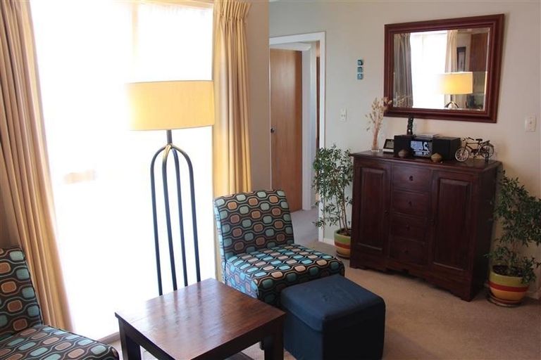 Photo of property in 4 Stamford Grove, Avalon, Lower Hutt, 5011