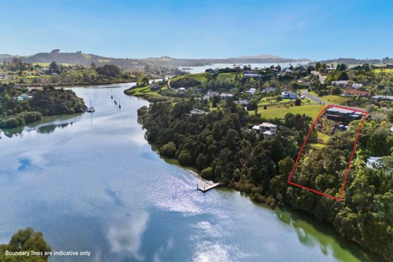 Photo of property in 62 Rarere Terrace, Kerikeri, 0230
