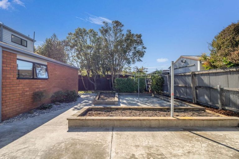 Photo of property in 46a Coopers Road, Dallington, Christchurch, 8061