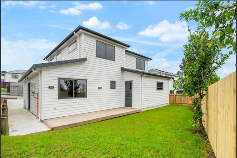 Photo of property in 6a Terra Nova Street, Glen Eden, Auckland, 0602