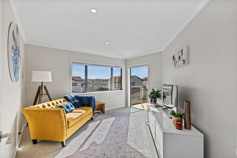 Photo of property in 9 Barque Rise, Long Bay, Auckland, 0630