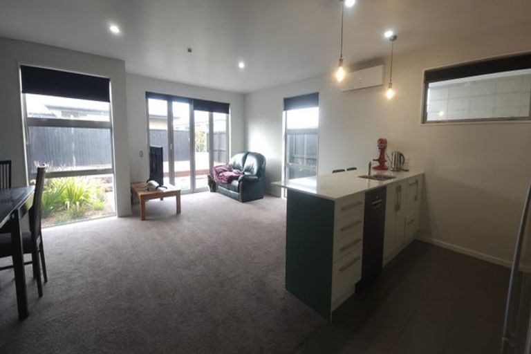 Photo of property in 3/20 Old Red Barn Road, Halswell, Christchurch, 8025