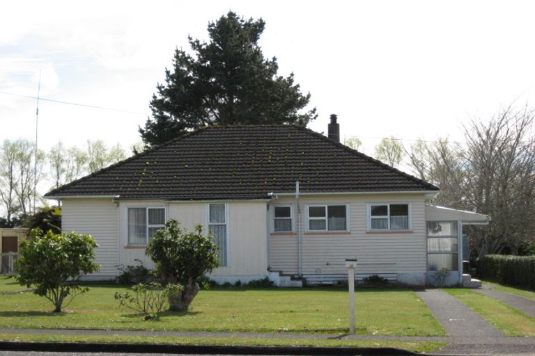 Photo of property in 12 Pembroke Road, Stratford, 4332