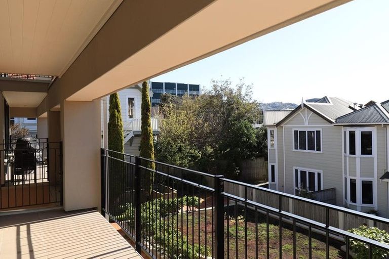 Photo of property in 12/28 Hobson Street, Thorndon, Wellington, 6011